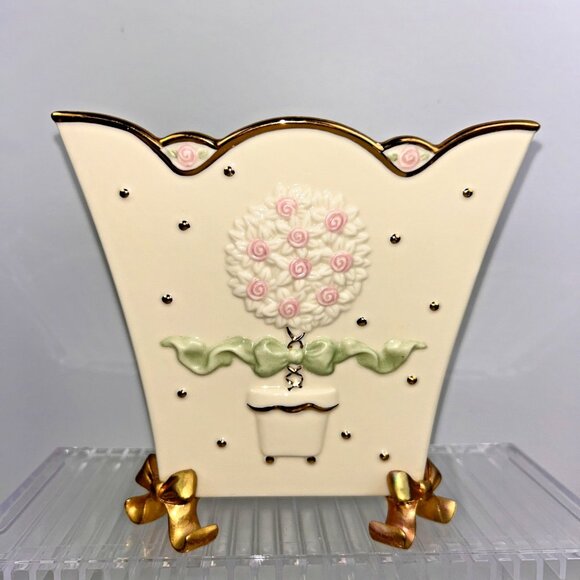 The Lenox Gold Club 7" Flower Pot With Topiary Design Fine Ivory China Gold 2001 - Picture 1 of 16